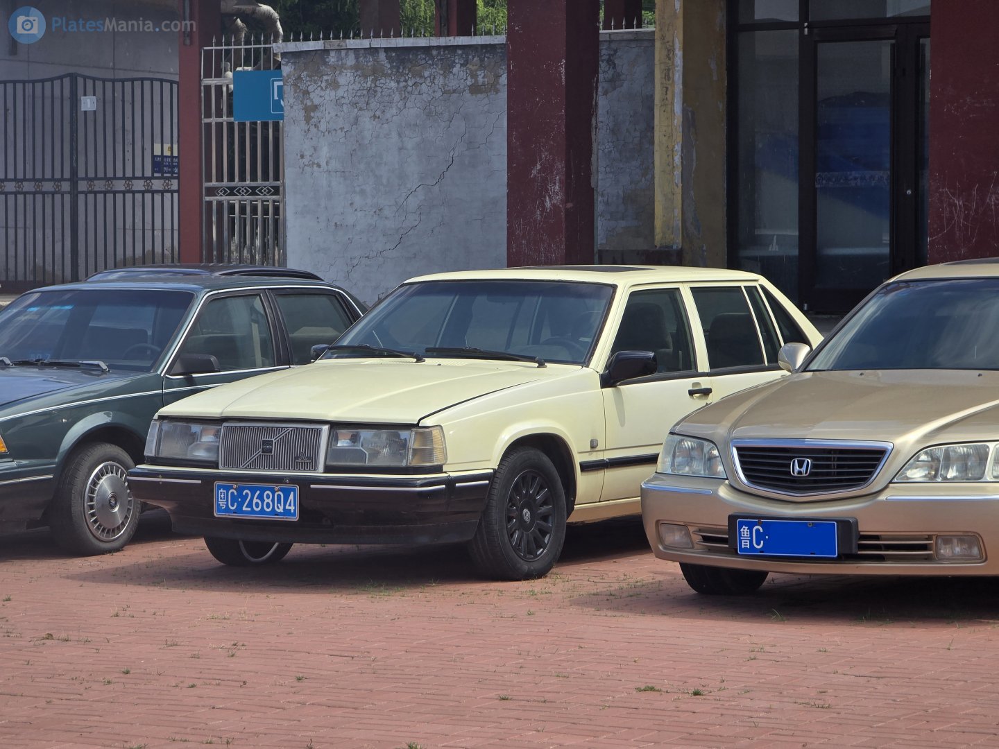 粤C·268Q4, Volvo 940 1st gen Sedan (944), 1990–1998