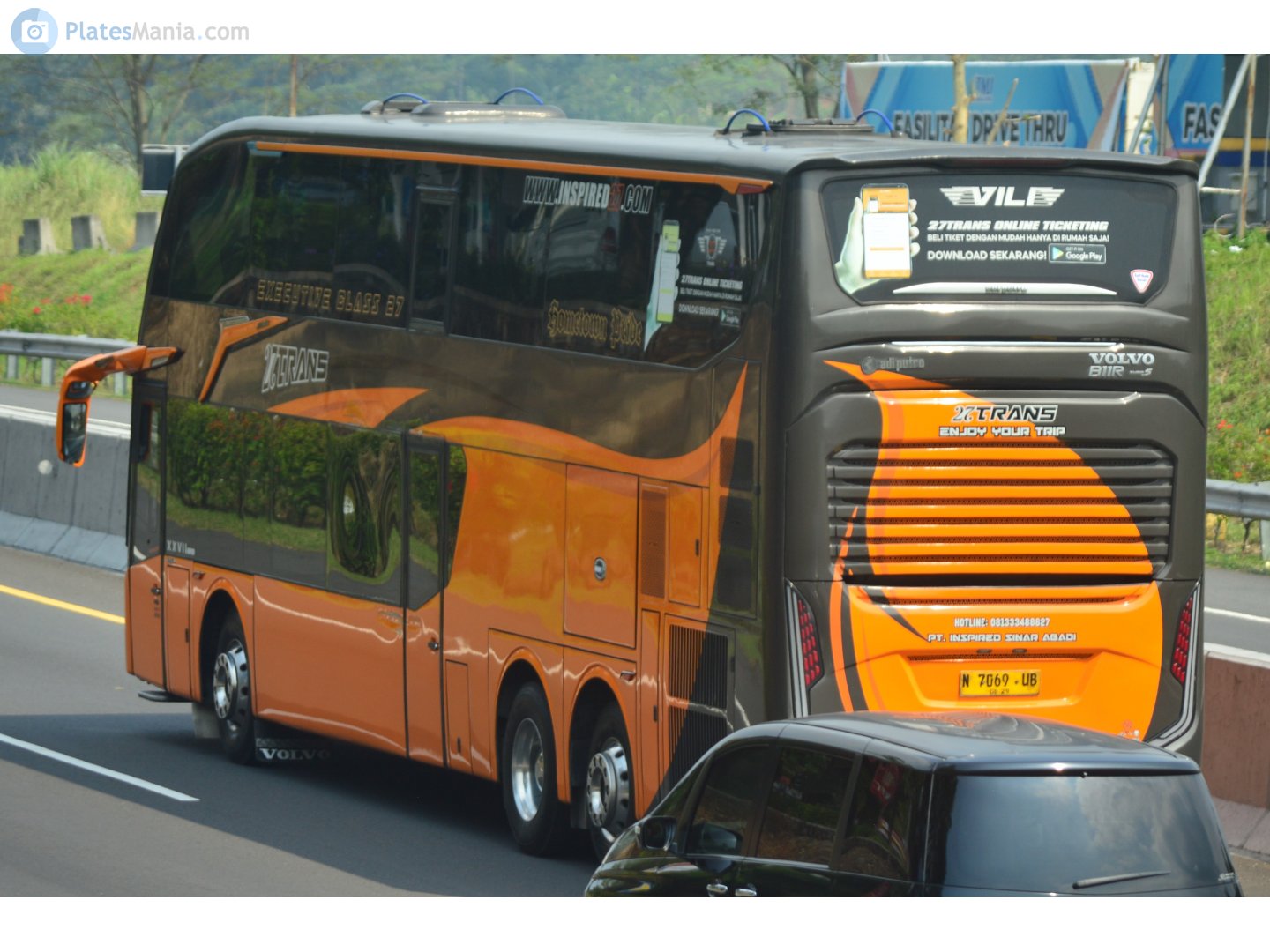 N 7069 UB, Volvo B11R 