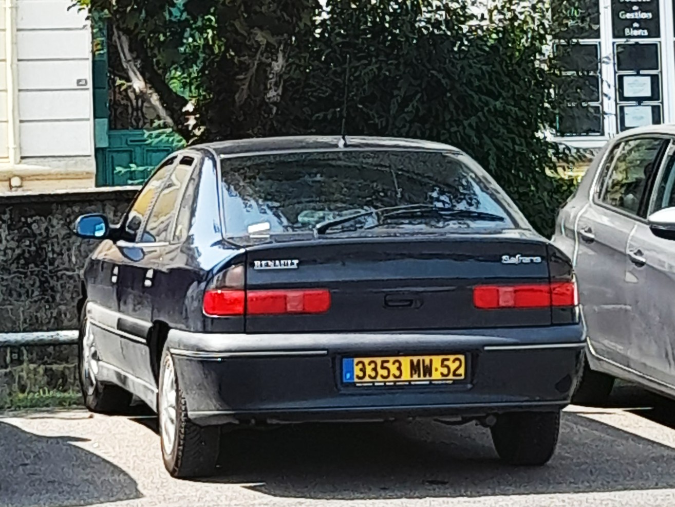 3353 MW 52, Renault Safrane 1st gen (B54; Global-market), facelift, 1996–2000