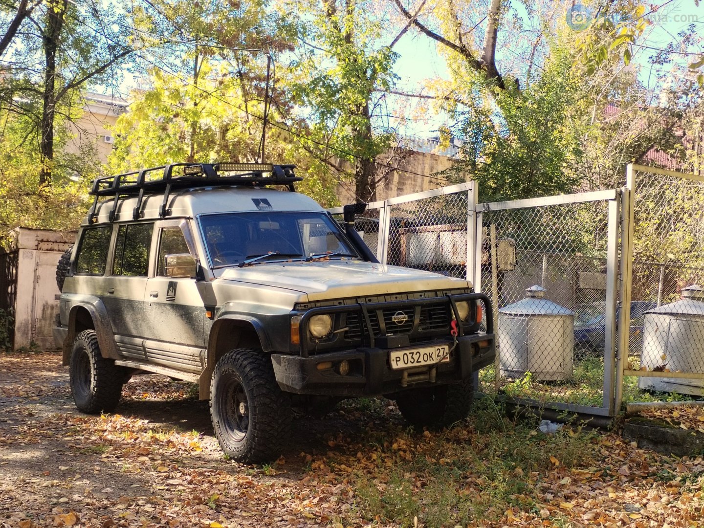р 032 ок 27, Nissan Safari 2nd gen 5-door SUV High Roof (Y60; JP-market), 1987–1997