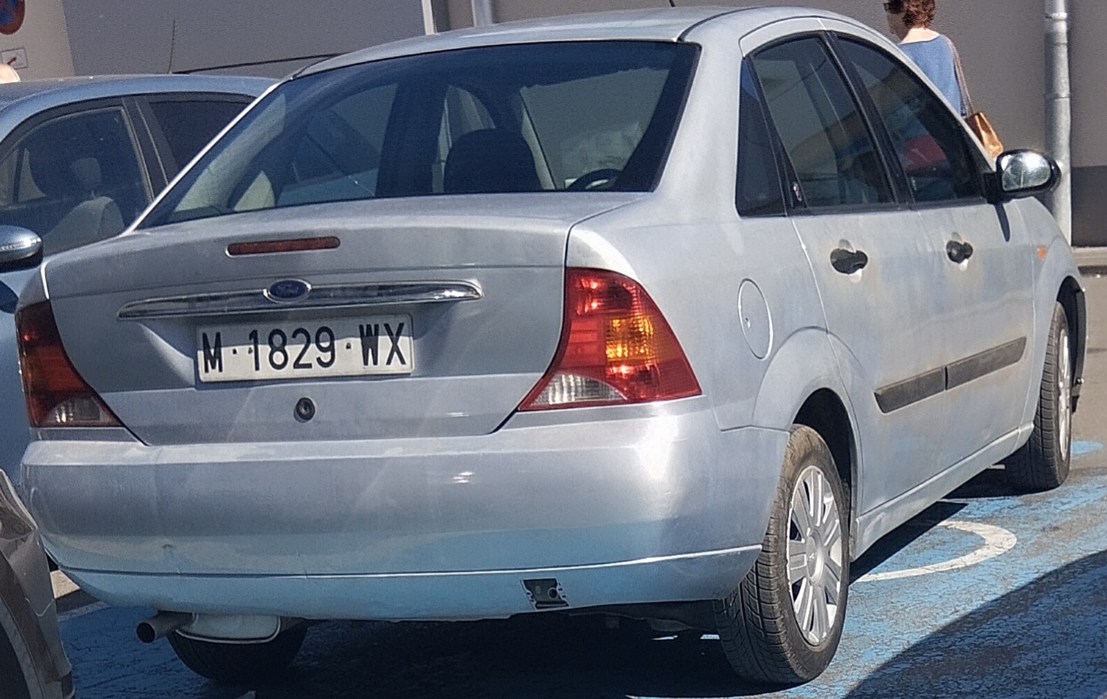 M 1829 WX, Ford Focus 1st gen Sedan (DFW; C170), 1998–2005 (–2008 for LATAM-market)