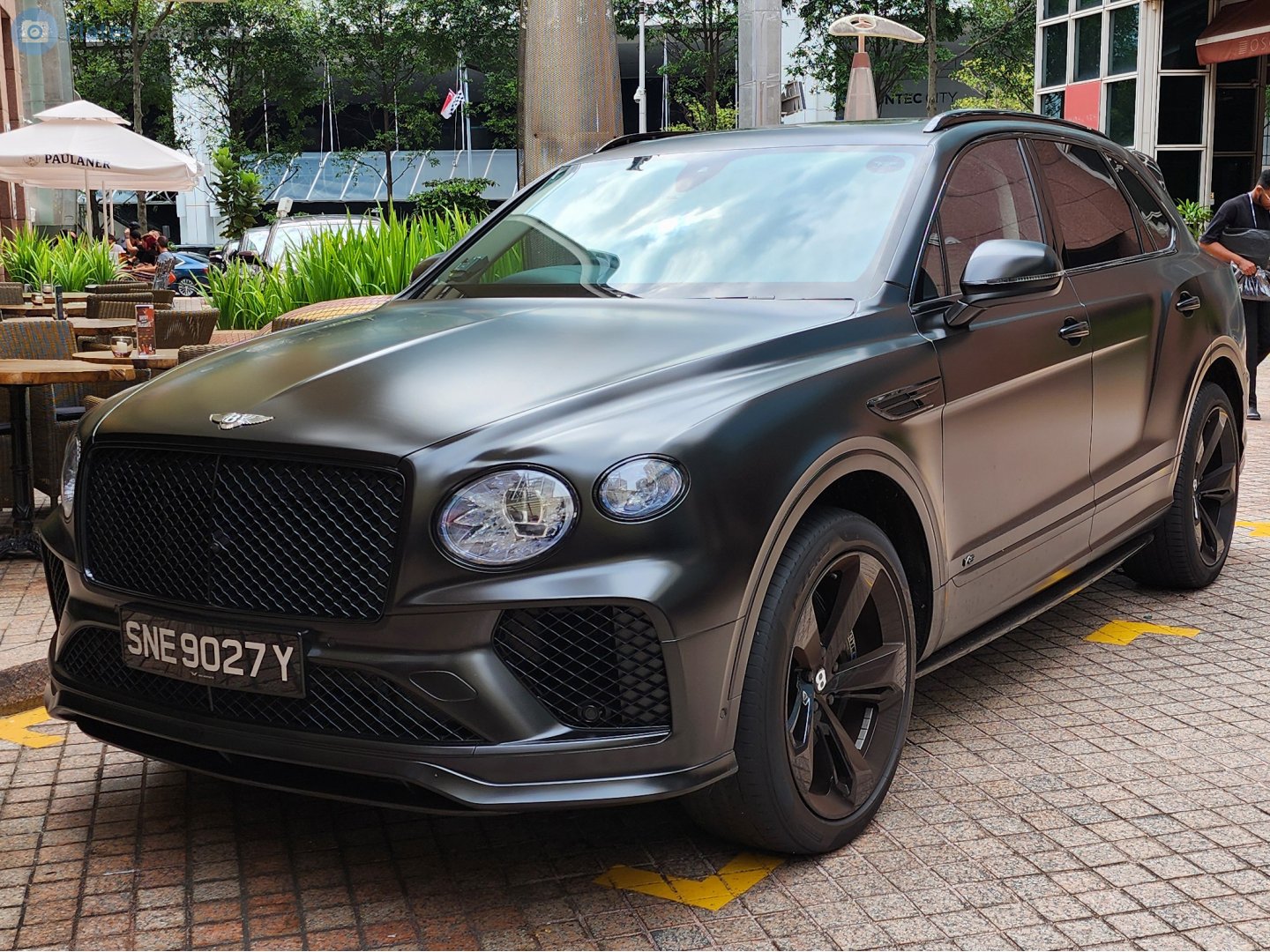 SNE 9027 Y, Bentley Bentayga 1st gen (PL71), facelift, 2020–