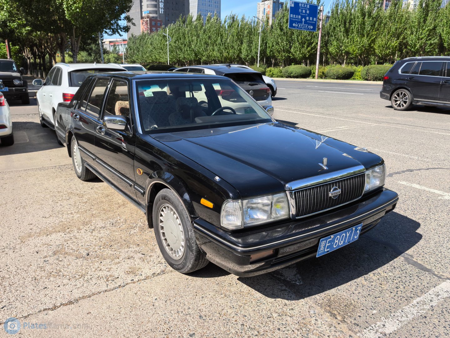 黑E·8QY13, Nissan Cedric 7th gen Sedan (Y31), facelift, 1991–2014