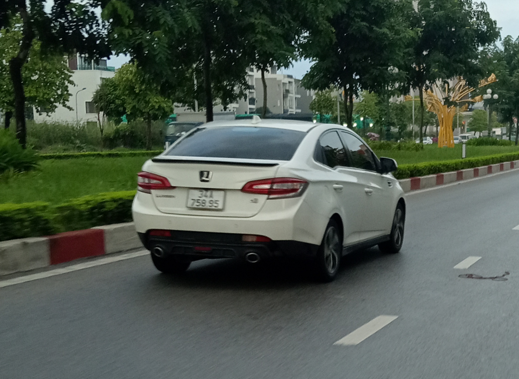 34A-758.95, Luxgen S3 