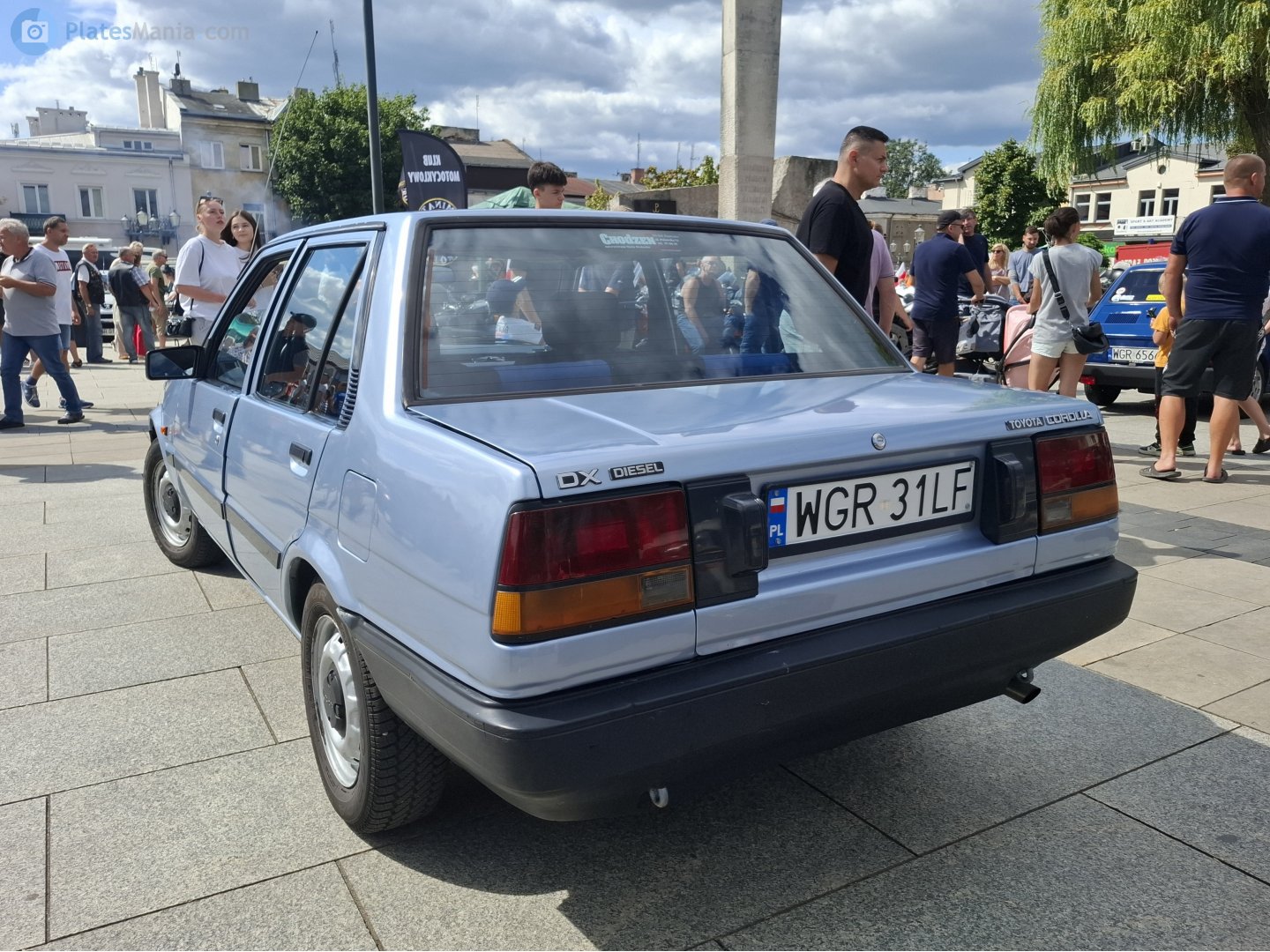 WGR 31LF, Toyota Corolla 5th gen Sedan (E80), 1983–1987