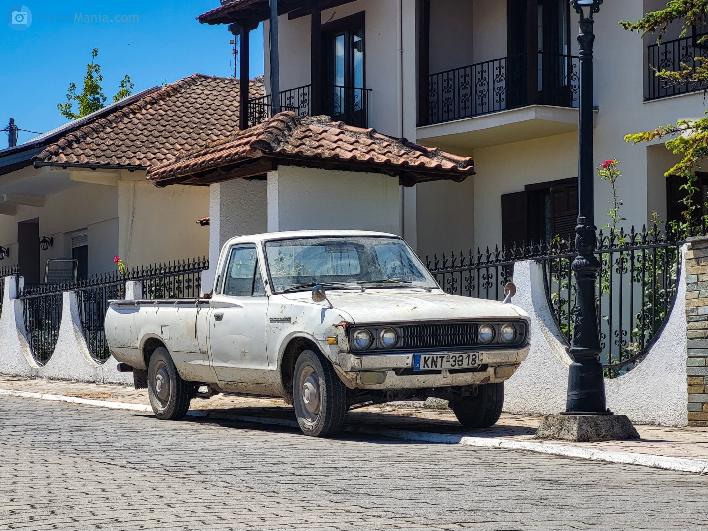 KNT-3318, Datsun Truck 7th gen (620), 1972–1979