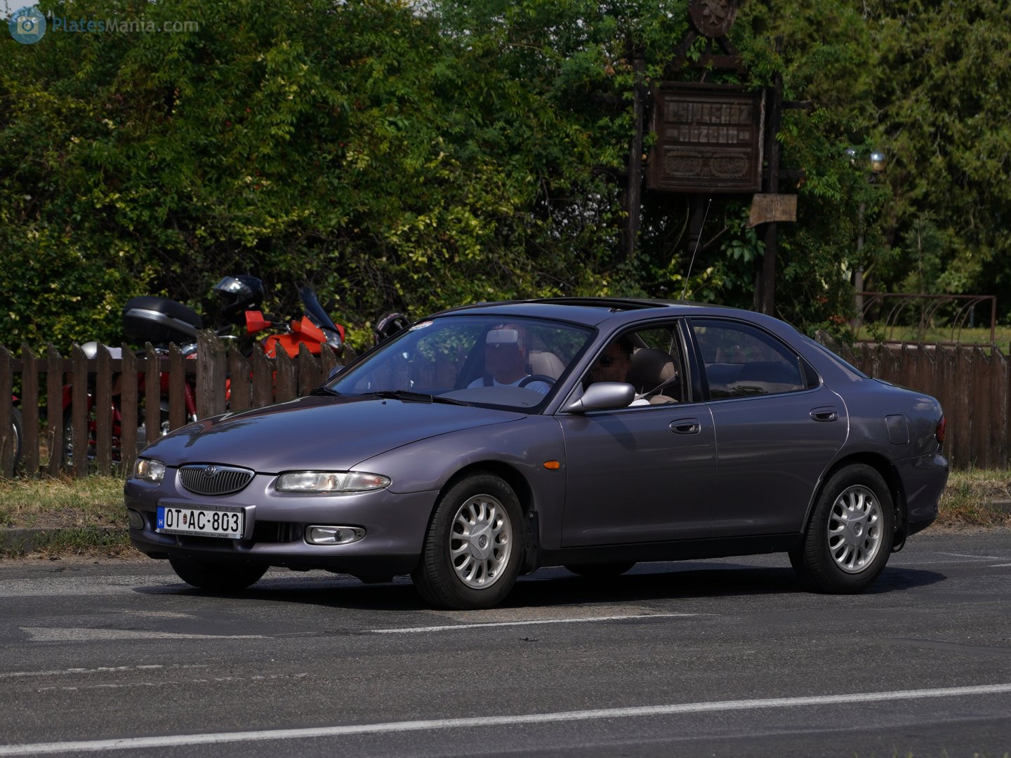 OT AC-803, Mazda Xedos 6 1st gen (CA), 1992–1999