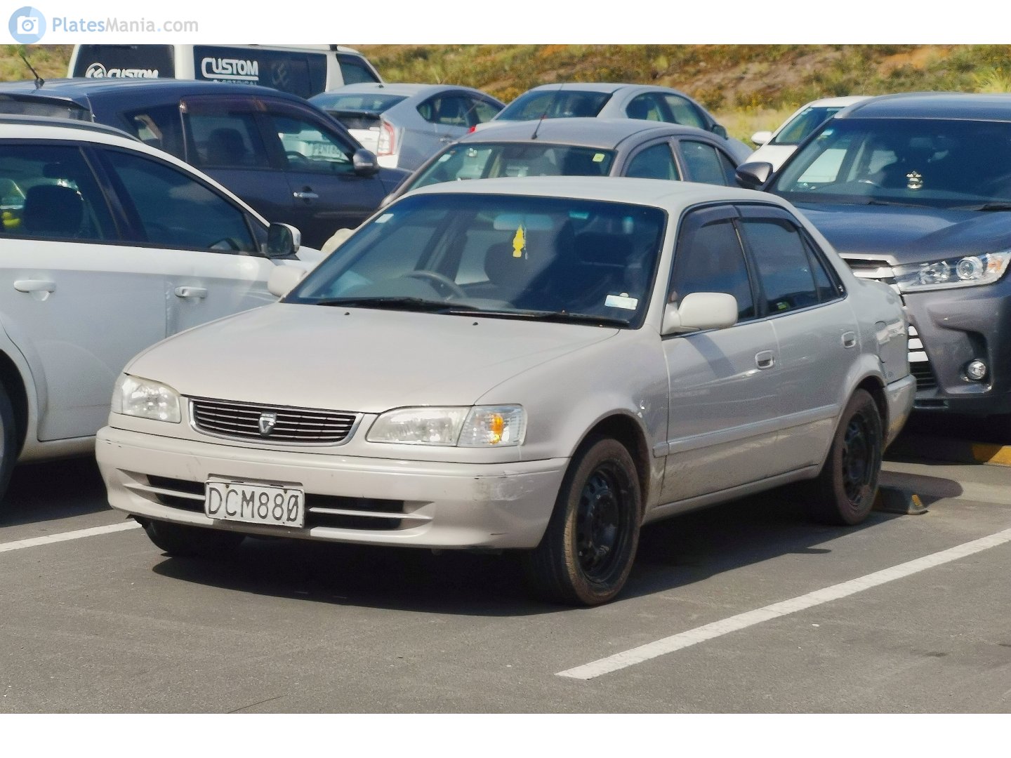 DCM880, Toyota Corolla 8th gen Sedan (E110; JP- and Pacific-market), 1995–2000