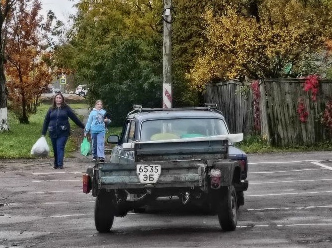 6535 ЭБ, Kurganmashzavod (KMZ) 8136 