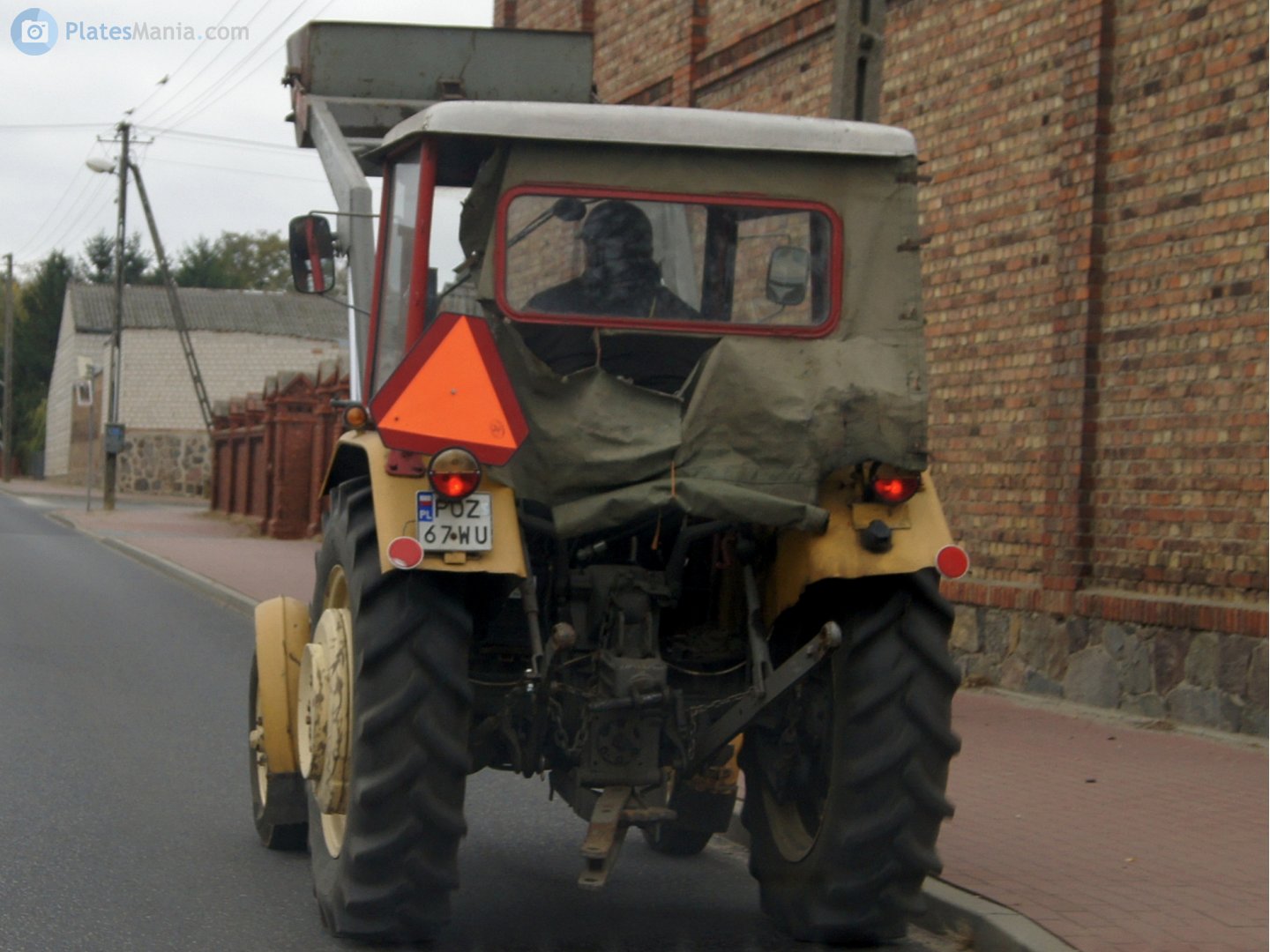 POZ 67WU, Ursus C-Series C-330/C-330M/C-335/C-335M, 1967–1993