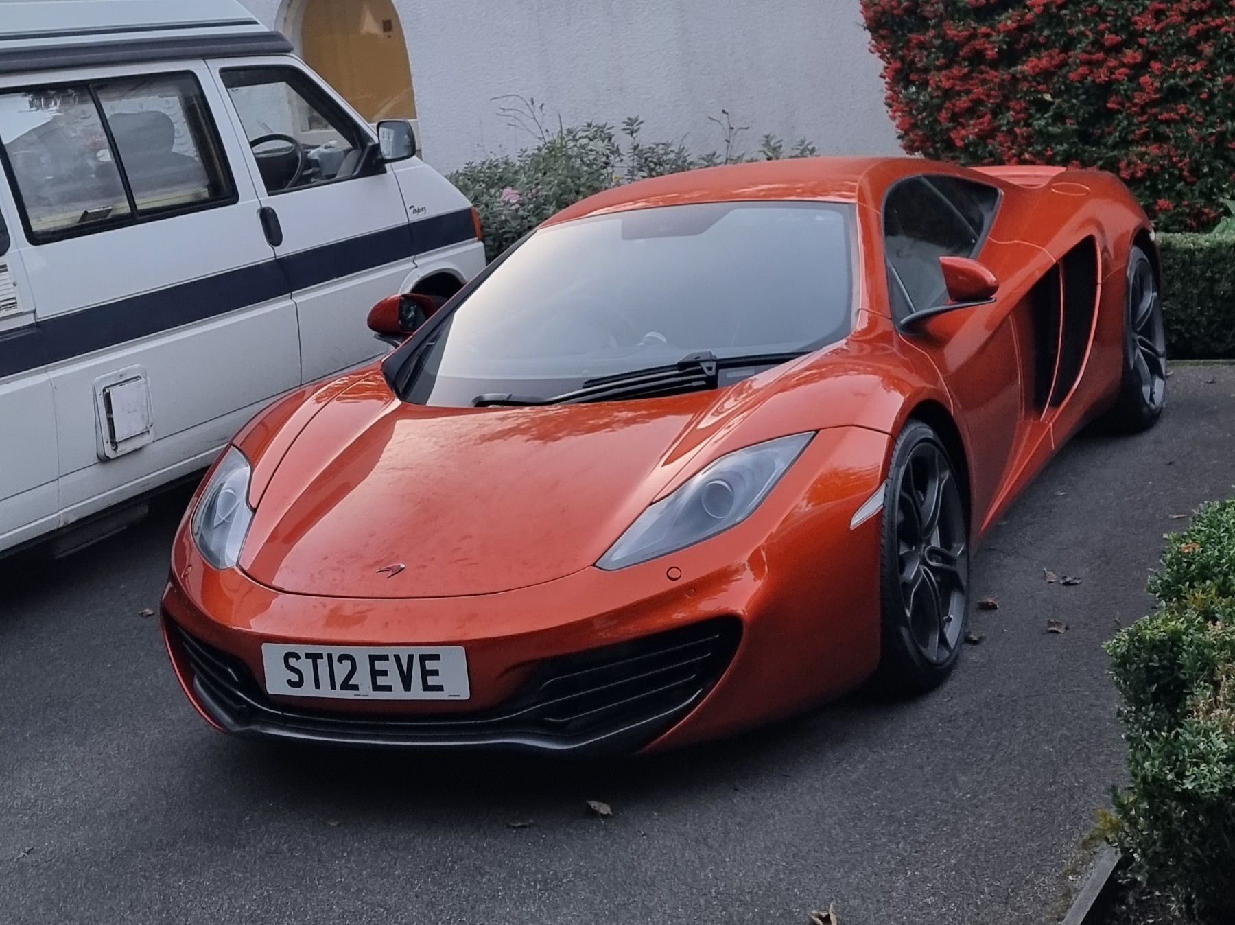 ST12EVE, McLaren MP4-12C MP4-12C, 2011–2014
