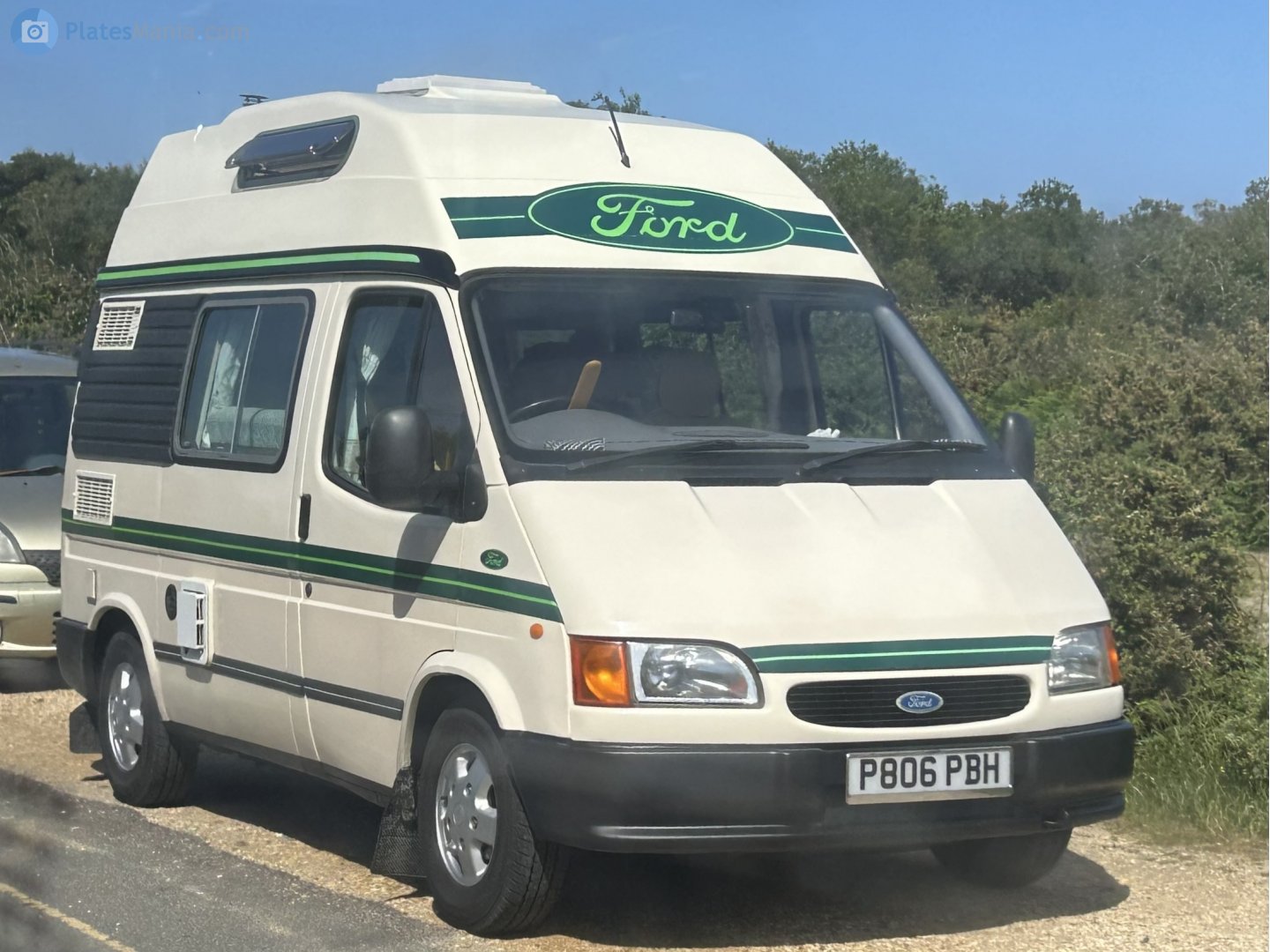 P806PBH, Ford Transit 2nd gen Van, 1985–2003