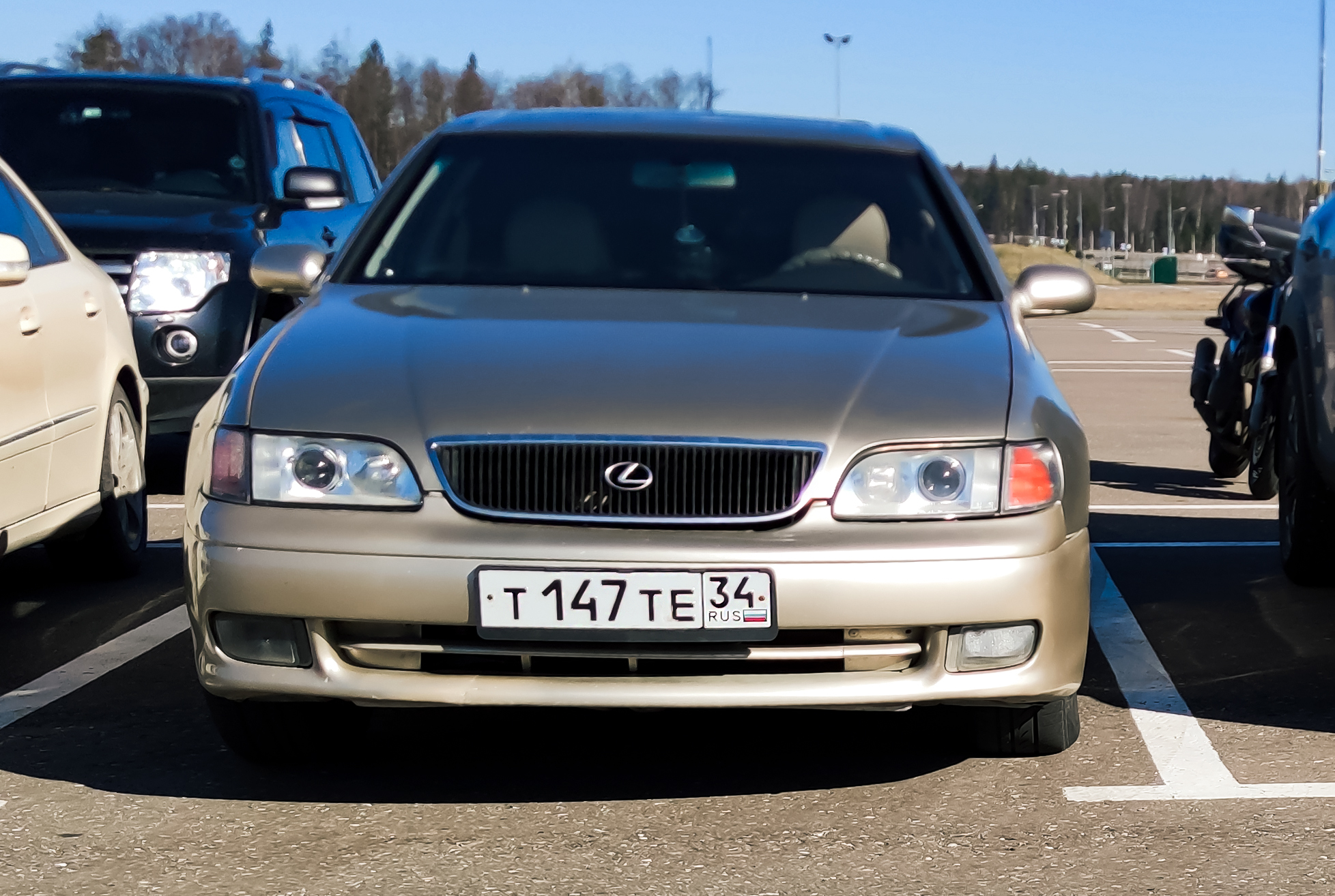 т 147 те 34, Lexus GS 1st gen (S140), 1993–1997