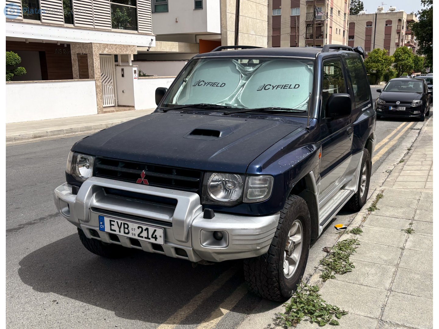 EYB 214, Mitsubishi Pajero 2nd gen 3-door SUV (V20/NH/NJ/NK/NL), 1991–1999