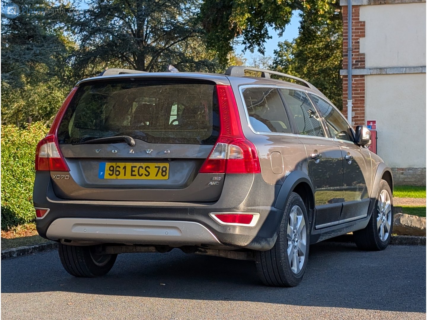 961 ECS 78, Volvo XC70 2nd gen (136), 2007–2013