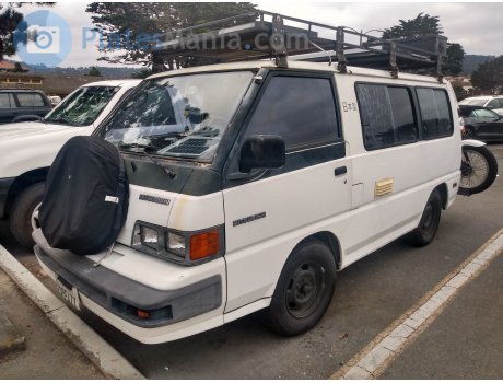 2VPE477, Mitsubishi Van/Wagon