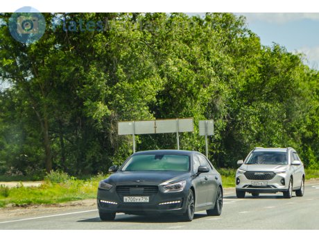 в700уу716, Genesis G90