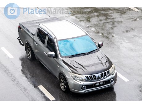 BNQ 7611, Mitsubishi Triton