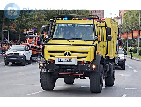 4937 MJT, Mercedes-Benz Unimog