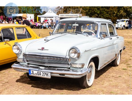 JL OA 27H (04/09), GAZ 21 Волга