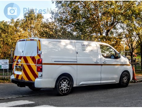 YR20 FZW, Vauxhall Vivaro