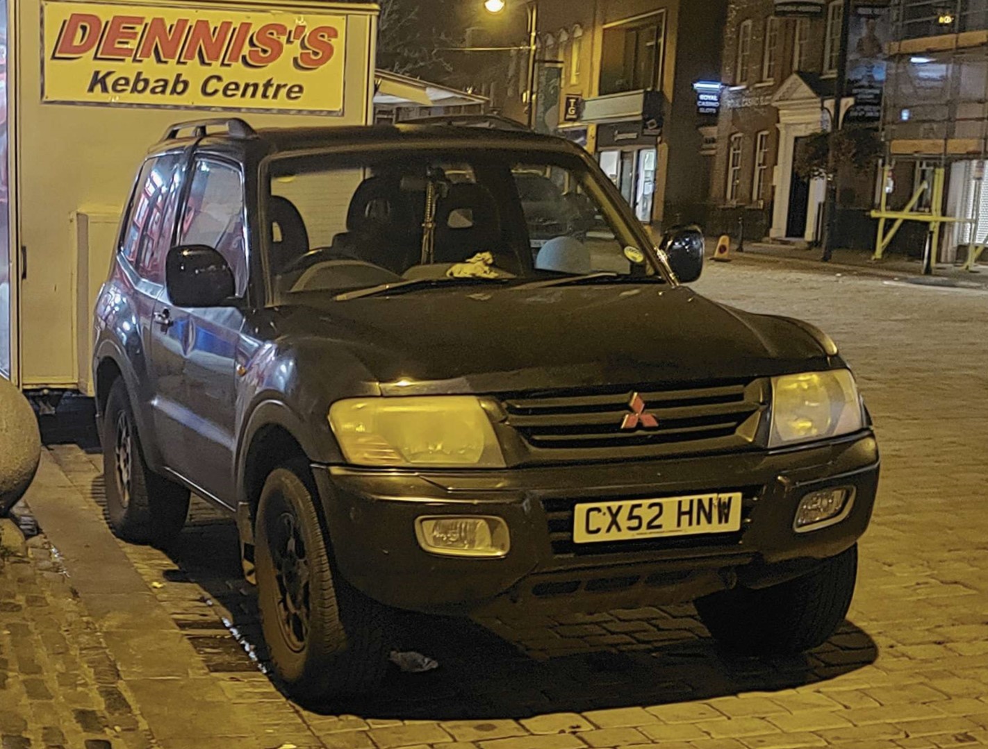 CX52HNW, Mitsubishi Shogun 3rd gen 3-door SUV (V60), 2000–2006