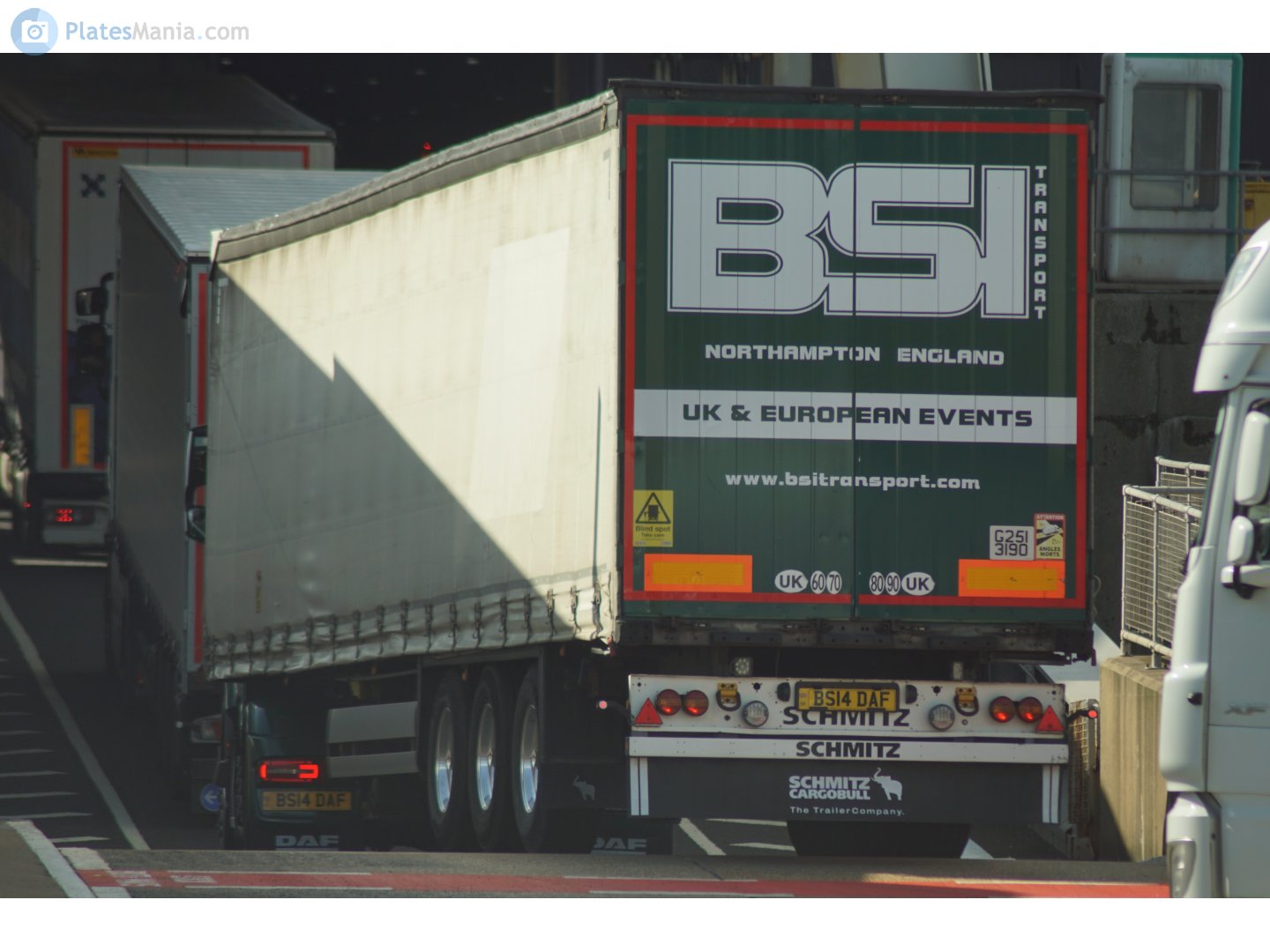 BS14DAF, Schmitz SCS 