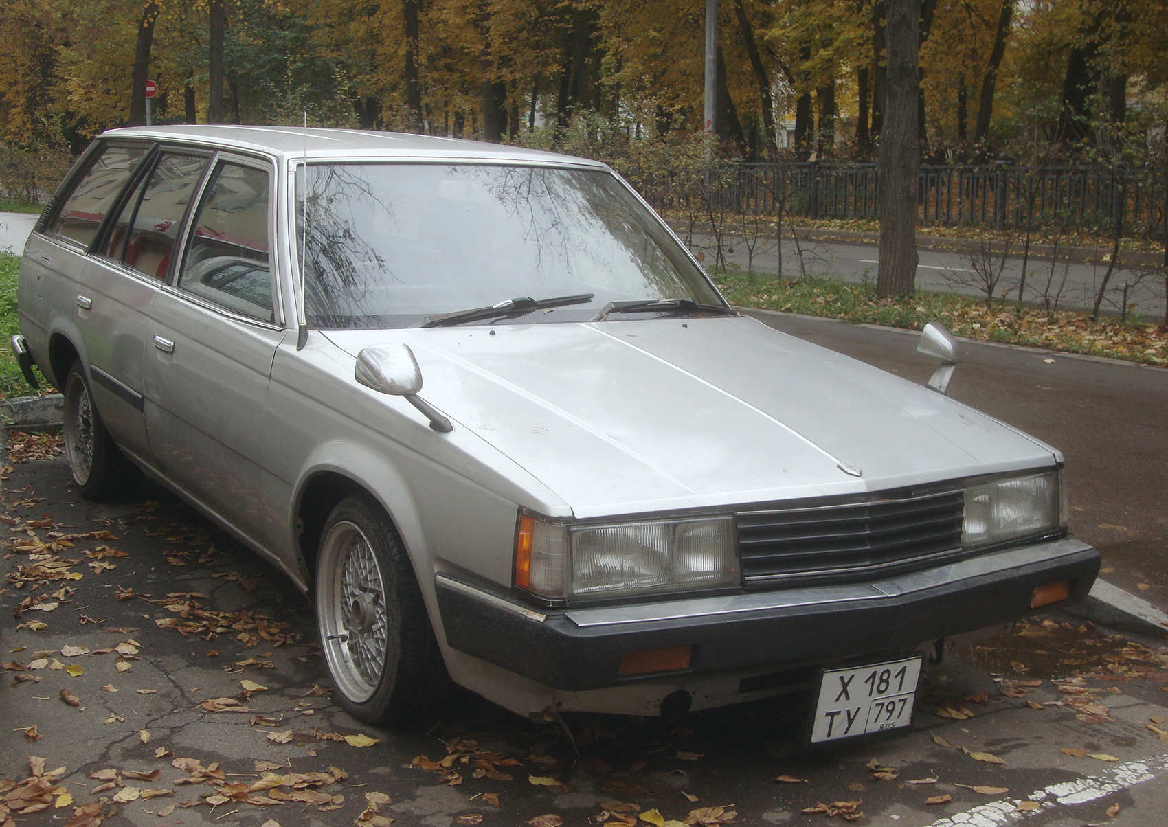 х 181 ту 797, Toyota Corona 7th gen Wagon (T140/T150), 1982–1987