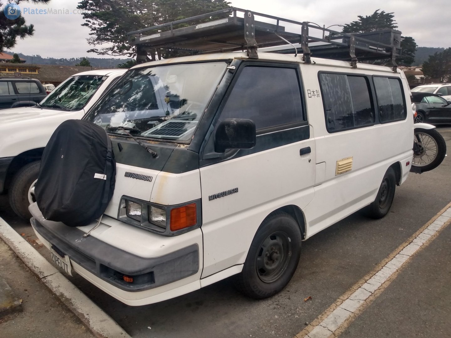 2VPE477, Mitsubishi Van/Wagon 