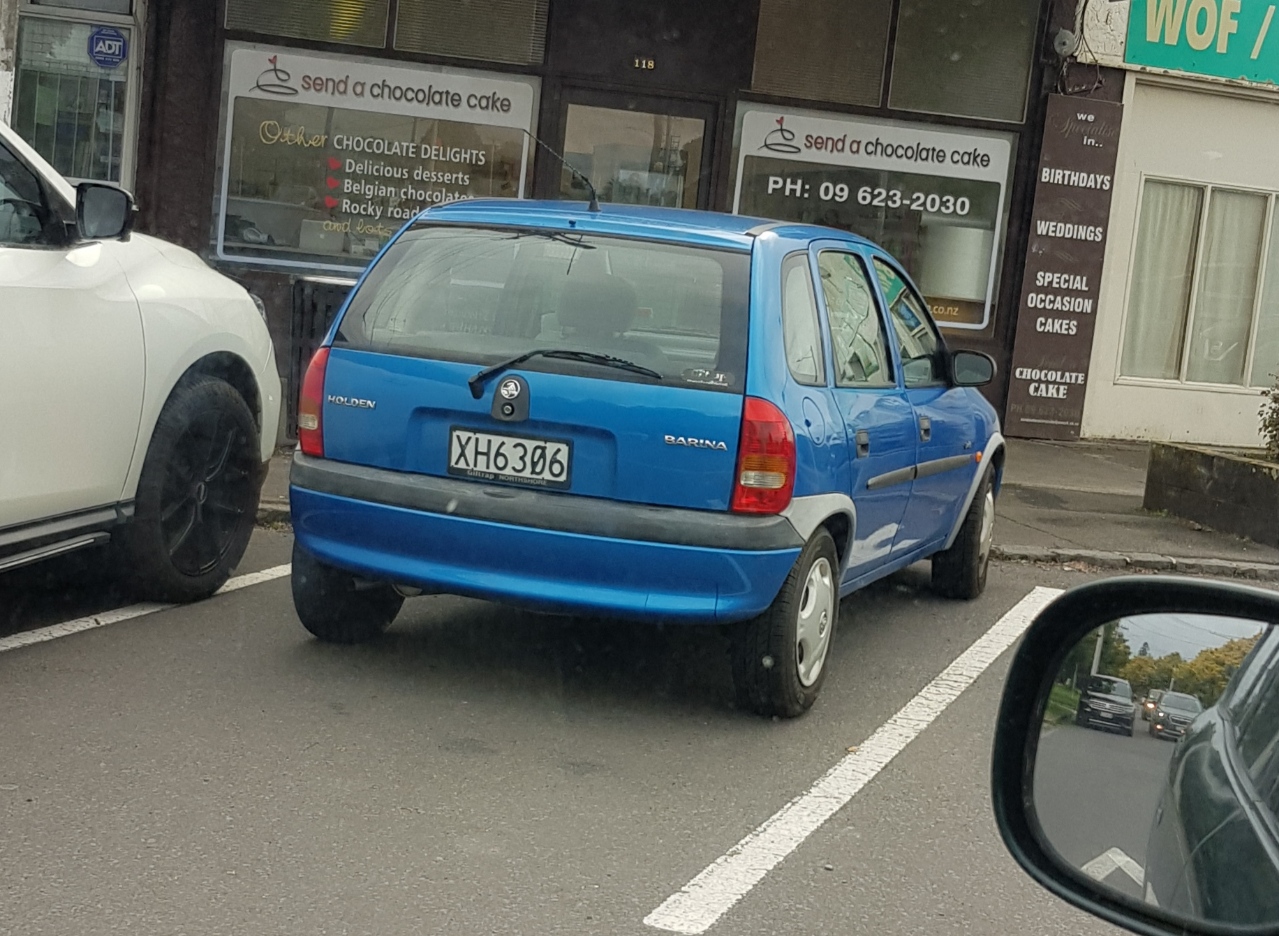 XH6306, Holden Barina 3rd gen 5-door Hatch (SB), 1994–2001