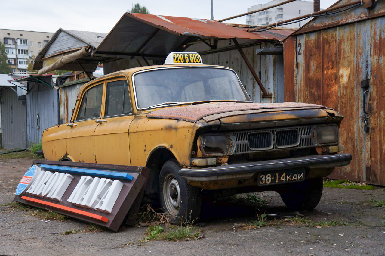 3814 КДИ, Izh Москвич-408/412 (Moskvich-408/412) 412ИЭ (квадратные фары), 1972–1974