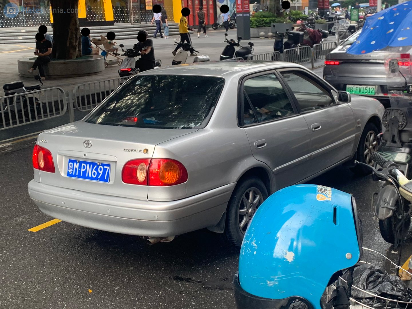 粤M·PN697, Toyota Corolla 8th gen Sedan (E110; Global-market), 1995–2002