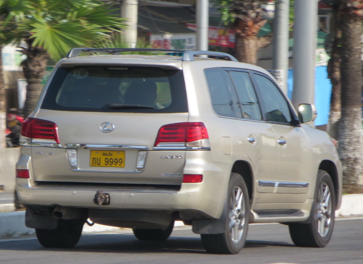 ກບ 9999, Lexus LX 3rd gen (J200), 1st facelift, 2012–2015