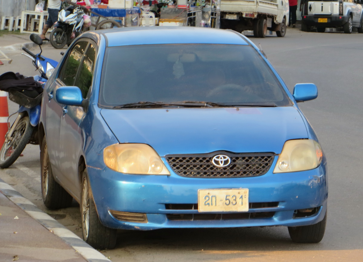 ຂຕ-531, Toyota Corolla 9th gen Sedan (E120; Global-market), 2000–2007