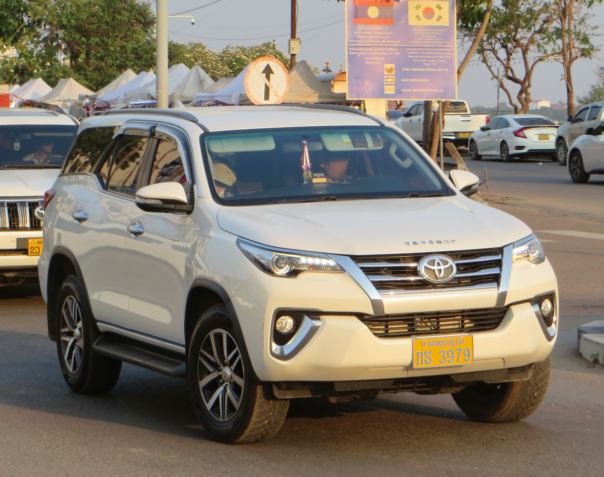 ກຮ 3979, Toyota Fortuner 2nd gen (AN160), 2015–