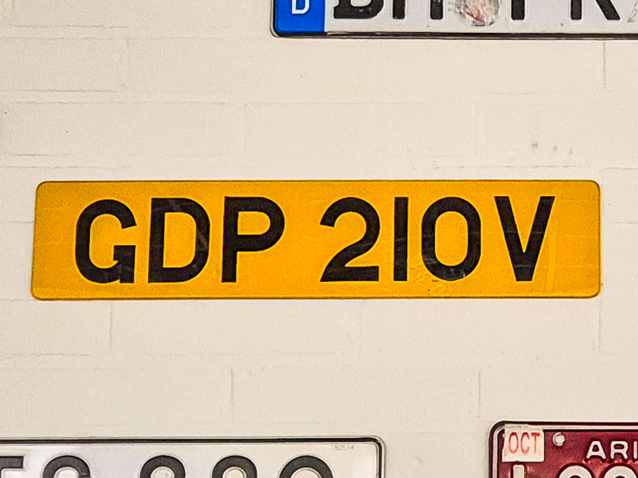 GDP210V, License plate without vehicle 