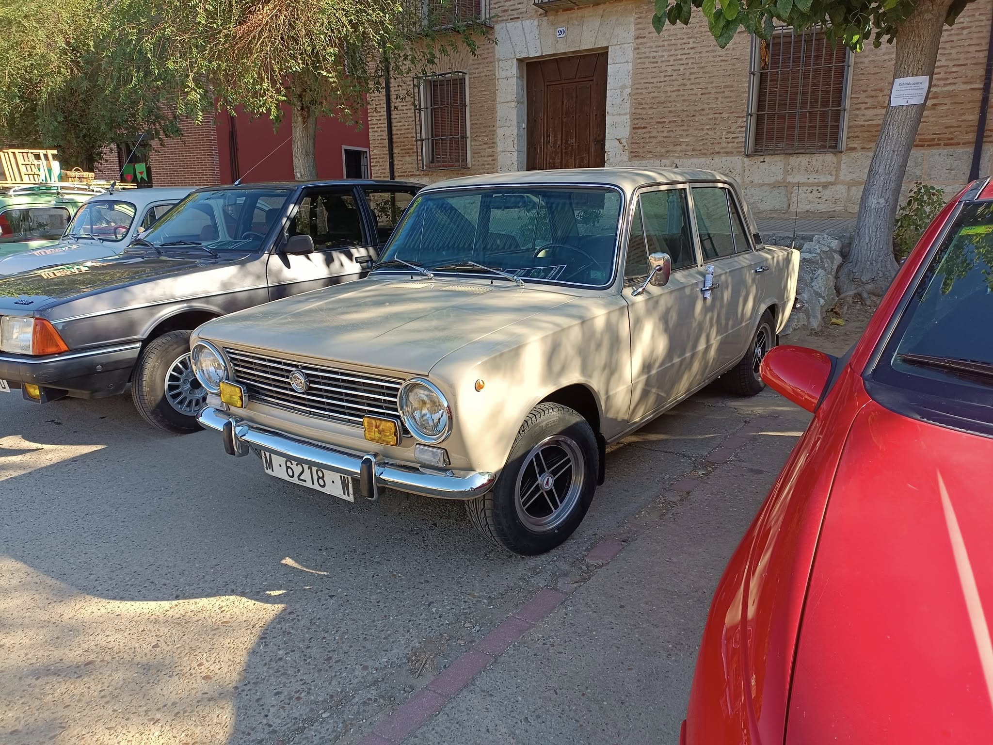 M 6218 W, SEAT 124 1st gen (FA/FB) Berlina, 1968-1975