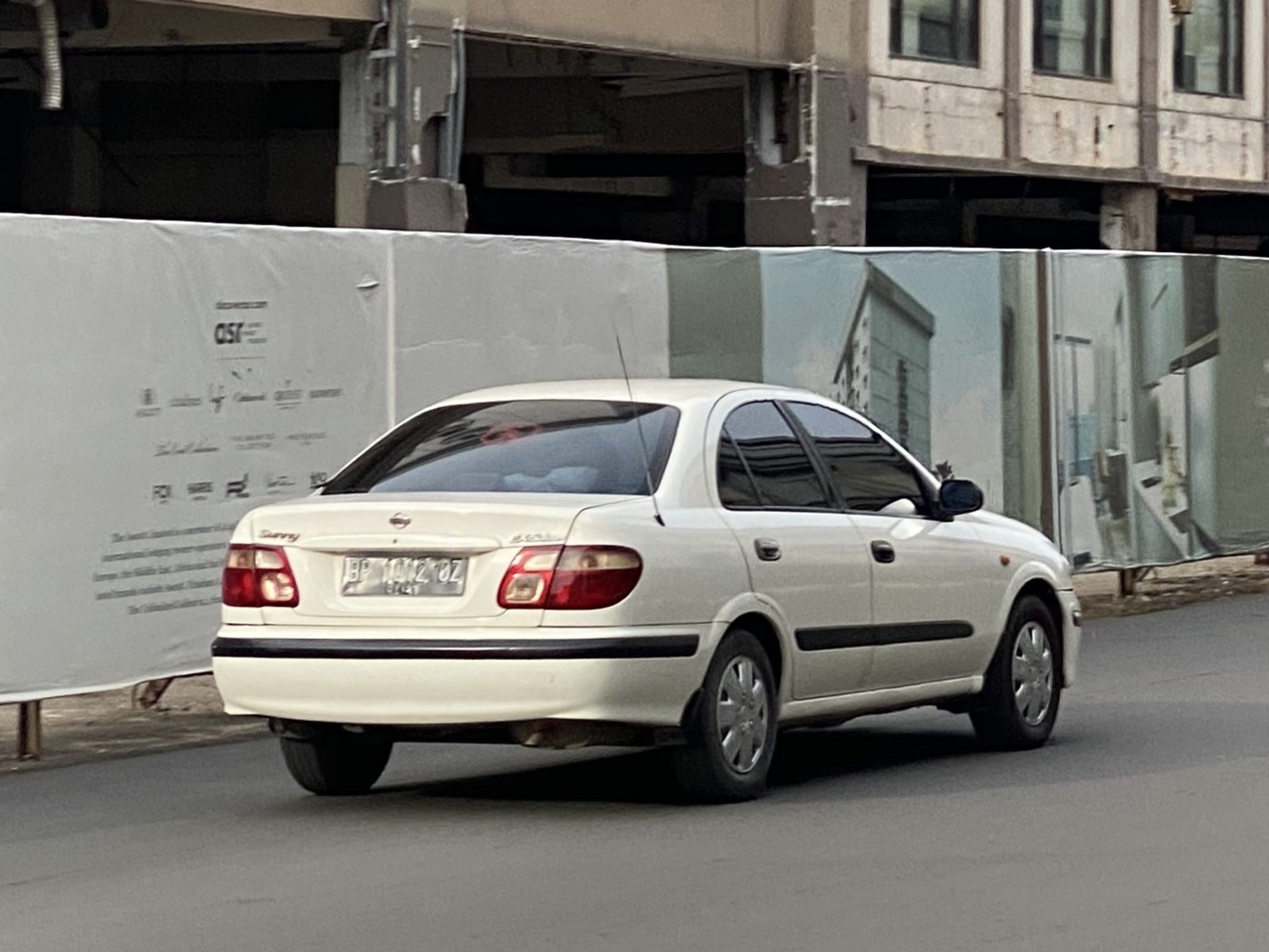 BP 1012 OZ, Nissan Sunny 9th gen (N16; Asia- and Middle East-market), 2000–2005