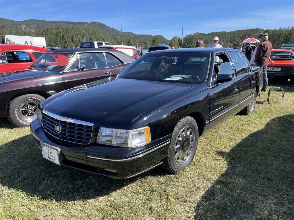 PD 76009, Cadillac DeVille 7th gen (D69/F69; K-body), 1993–1999