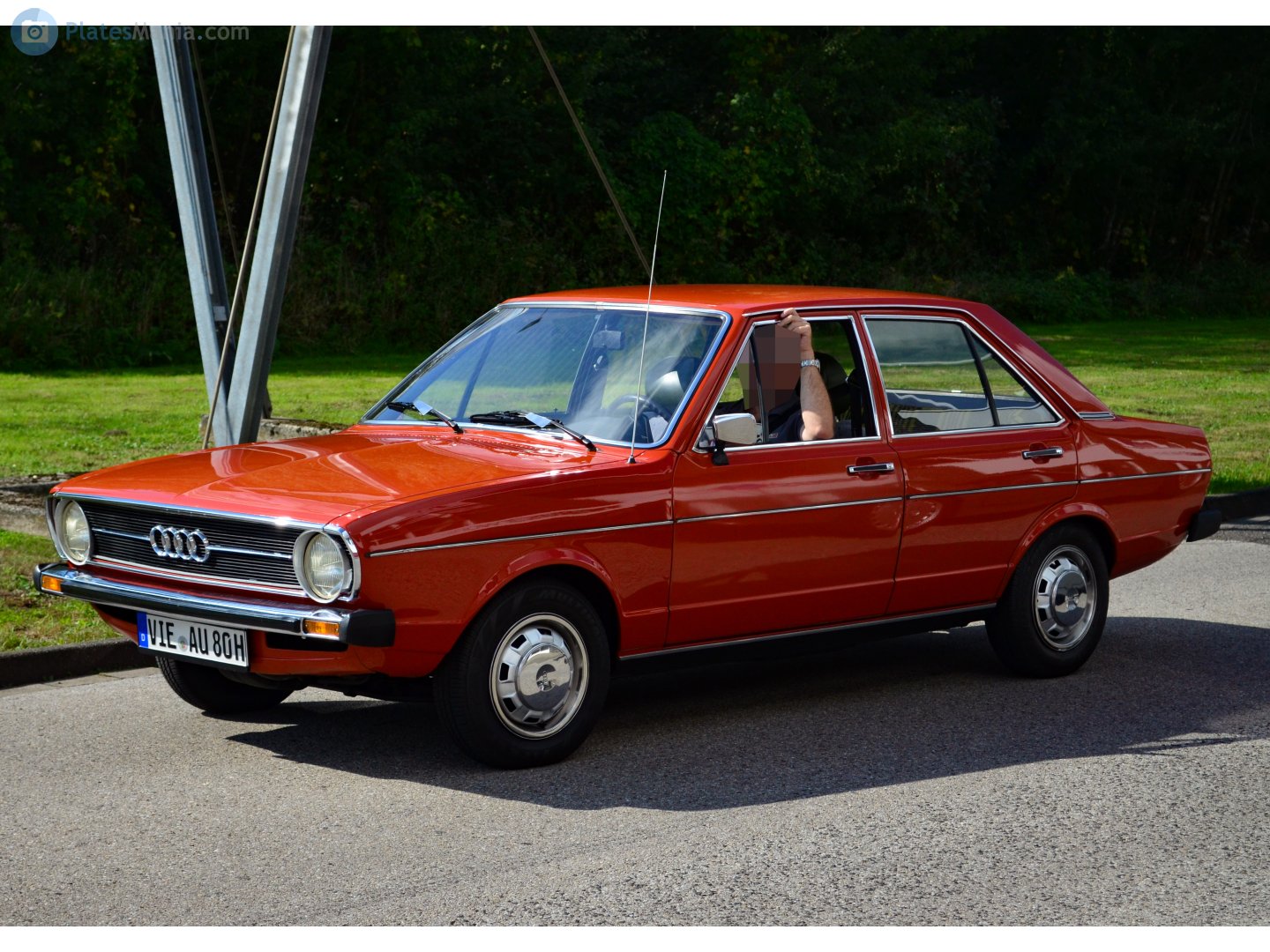 VIE AU 80 H, Audi 80 1st gen 4-door Sedan (B1/80/82), 1972–1976