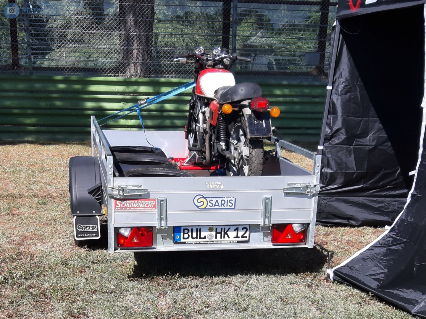 BUL HK 12, Saris McAlu Pro 