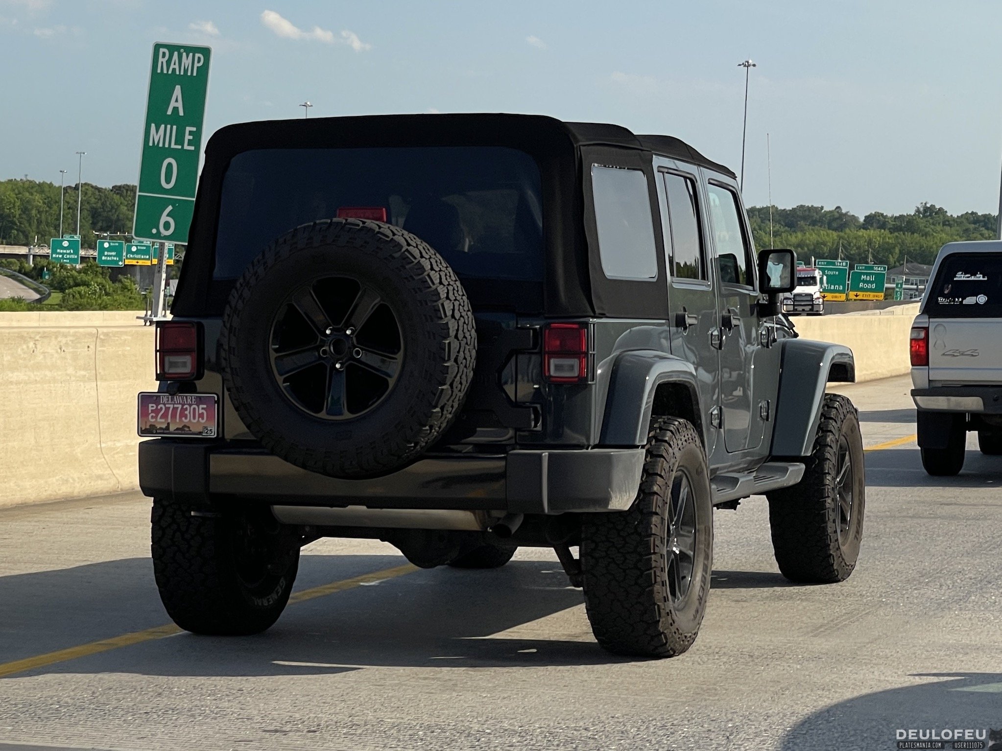 PC277305, Jeep Wrangler 3rd gen 5-door SUV (JK), 2006–2018