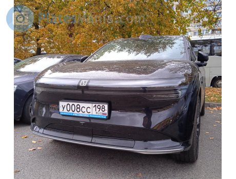 у008сс198, Zeekr 7X