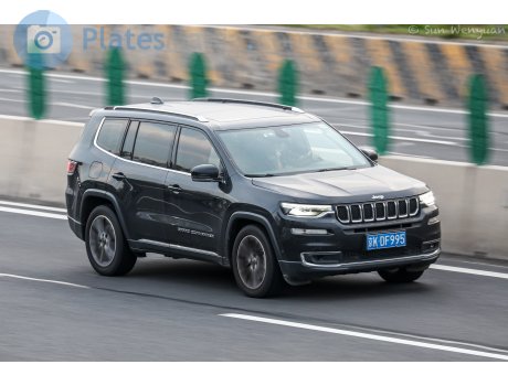 京A·DF995, Jeep Commander