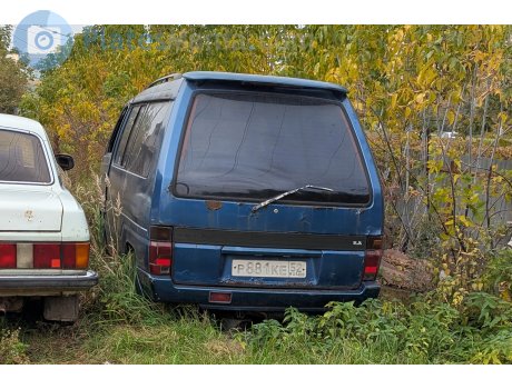 р881ке52, Nissan Vanette