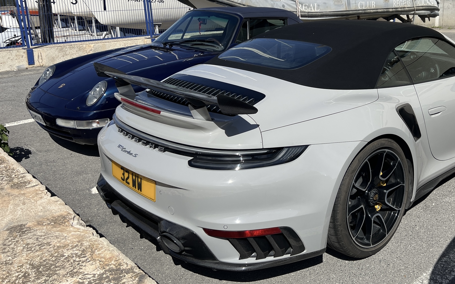 32WW, Porsche 911 8th gen Coupé (992.1), 2019–2025