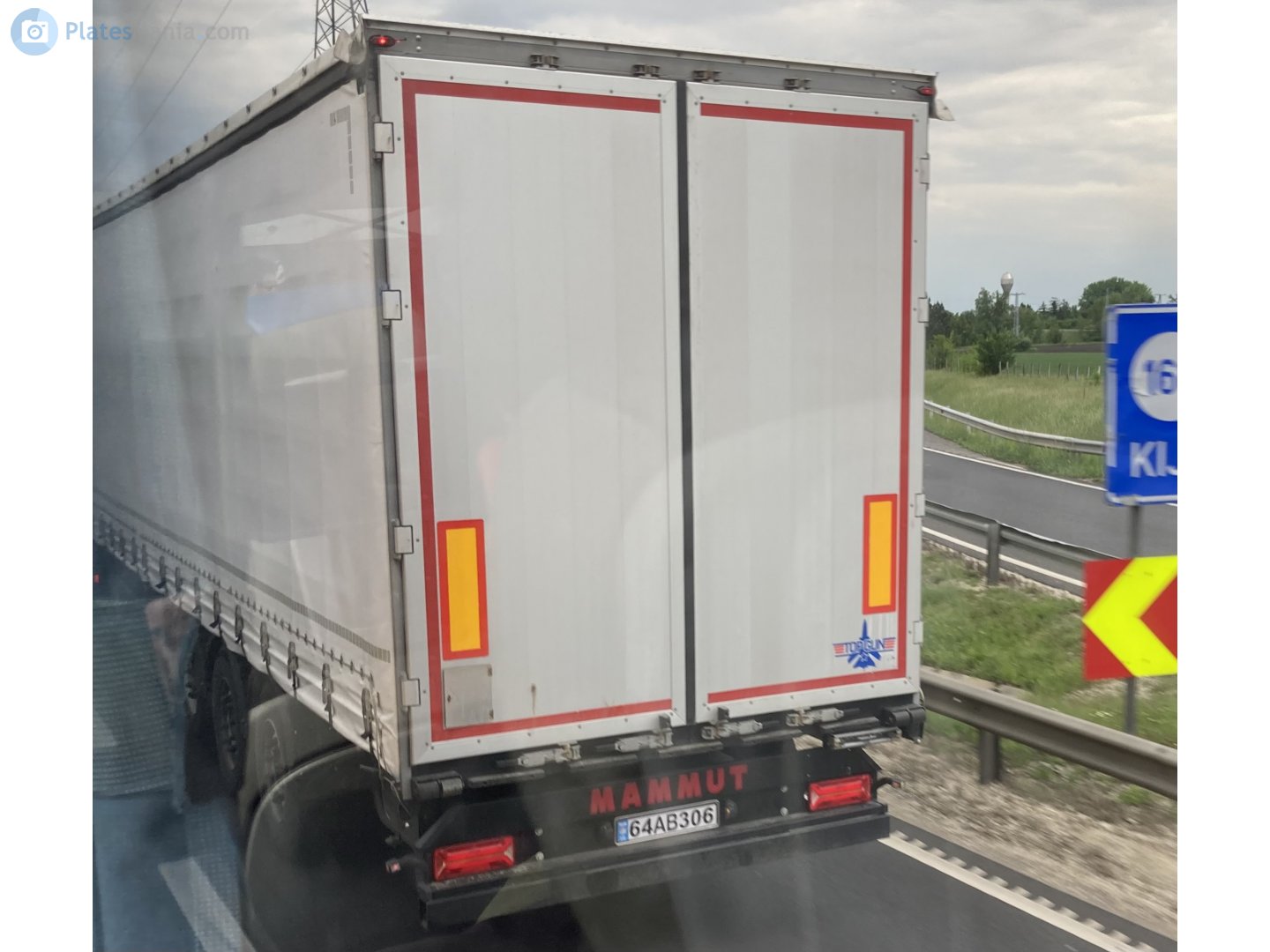 64AB306, Mammut Trailer 