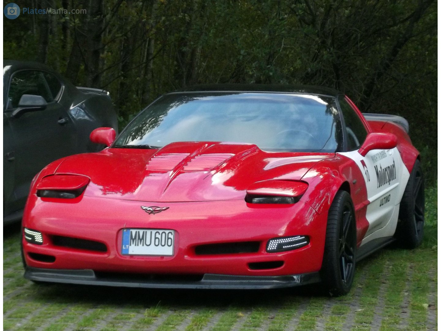 MMU 606, Chevrolet Corvette 5th gen Hardtop Coupé (C5; Y-body), 1999–2004