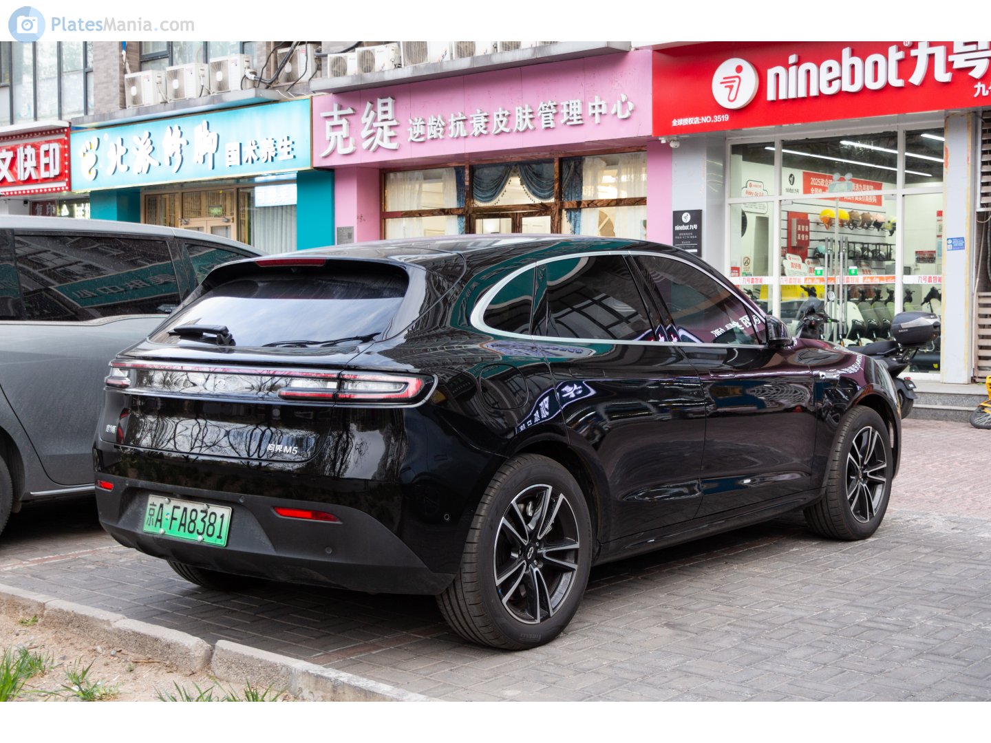 京A·FA8381, AITO (Wenjie) M5 1st gen, 2022–