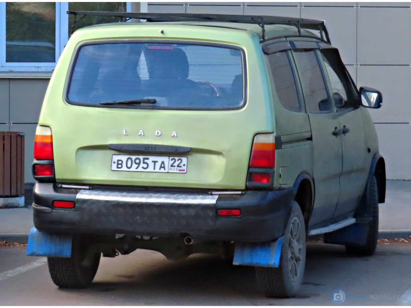 в 095 та 22, Lada (VAZ) 2120 Надежда 2120 Надежда, 1998­–2002
